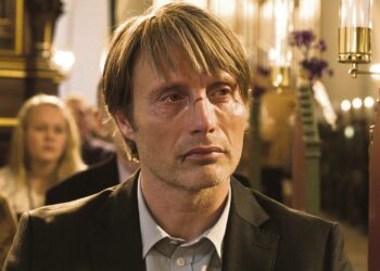 Mads Mikkelsen palkittiin parhaasta miespääosasta Cannesin Kultaisella palmulla.