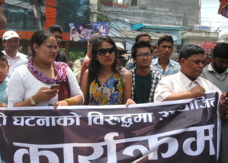 Taistelu kastittomien oikeuksien puolesta Nepalissa on tuottanut vähän tuloksia. Kuvan mielenosoitus järjestettiin kesällä 2013.