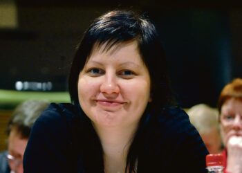 Minna Minkkinen sanoo Vasemmistonuorissa toimimisen olevan mielekästä ja palkitsevaa. ? Vanussa jokaisella toimijalla on mahdollisuus toteuttaa itseään ja olla juuri sellainen kuin haluaa.