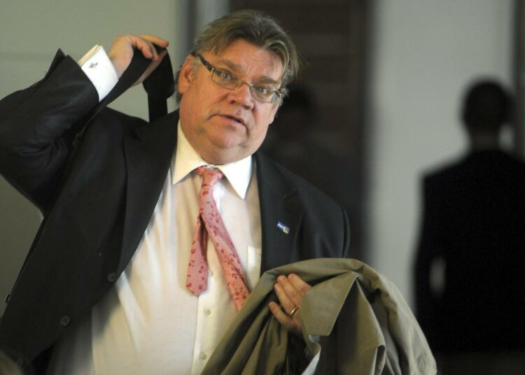 Perussuomalaisten puheenjohtaja Timo Soini esitteli omaa leikkauslistaansa keskiviikkona Ylen haastattelussa.