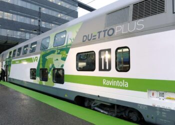 VR Group esitteli uuden ravintolavaunun Helsingissä 8. tammikuuta 2014. DuettoPlus-ravintolavaunun alakerrassa on ravintola ja yläkerrassa uudenlainen matkustusosasto. VR on tilannut kaikkiaan 26 uutta ravintolavaunua Transtech Oy:lta.