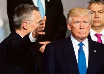 Naton pääsihteeri Jens Stoltenberg ja USA:n presidentti Donald Trump.