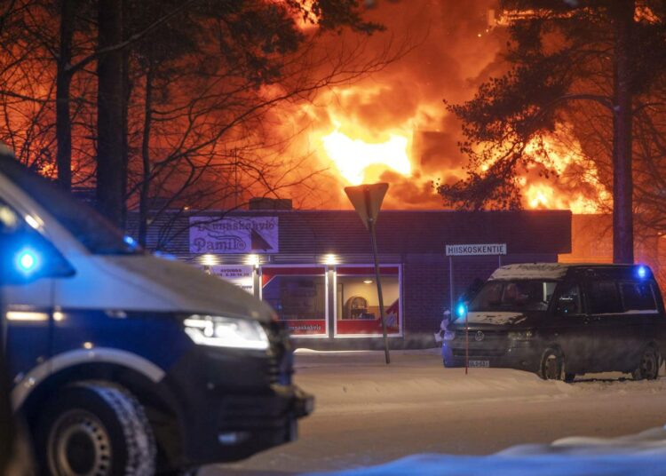 Palo- ja pelastustoimi kärsii  jatkuvasta henkilöstöpulasta.