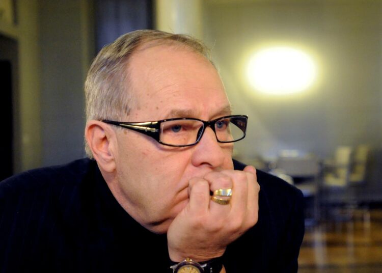 Kansanedustaja Matti Kauppila