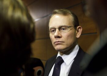AKT:n puheenjohtaja Timo Räty jatkaa tehtävissään.