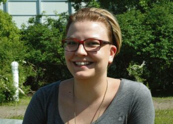 –Meidän opiskelijapolitiikkaan on helppo tulla mukaan, sanoo Vasemmisto-opiskelijoiden puheenjohtaja Milla Jurva.