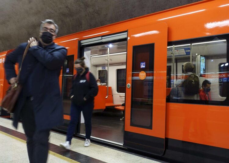 Työntekijöille tuli yllätyksenä, että yhtiöittäminen ei koske lainkaan HKL:n metroliikennettä.