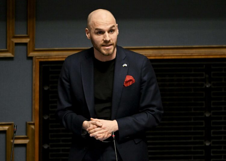 Timo Furuholm.
