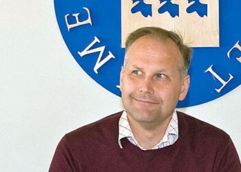 Jonas Sjöstedt on viihtynyt Brooklynissa. Ex-meppi pyrkii nyt takaisin politiikkaan Ruotsissa.