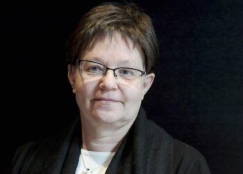– Laki on perälauta, jonka lisäksi voidaan sopia työehtosopimuksilla toisin, Tarja Gröger muistuttaa.