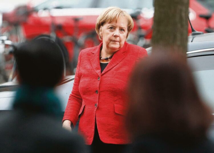 Liittokansleri Angela Merkelin johtamien liittohallitusneuvottelujen kariutuminen saattaa johtaa uusiin vaaleihin, mikä kasvattaa äärioikeiston kannatusta.