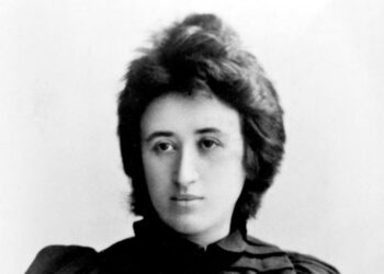 Rosa Luxemburg (1871–1919).