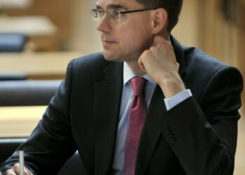 Hallitustunnustelija Jyrki Katainen.
