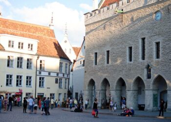 Tallinnan Raatihuoneentori.