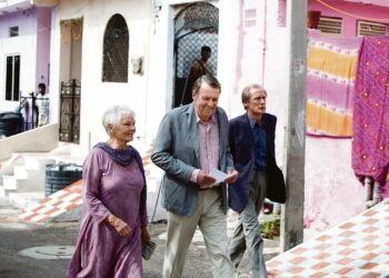 Judi Dench, Tom Wilkinson ja Bill Nighy tavataan Intian raitilla draamakomediassa The Best Exotic Marigold Hotel.