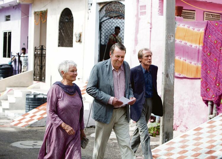 Judi Dench, Tom Wilkinson ja Bill Nighy tavataan Intian raitilla draamakomediassa The Best Exotic Marigold Hotel.