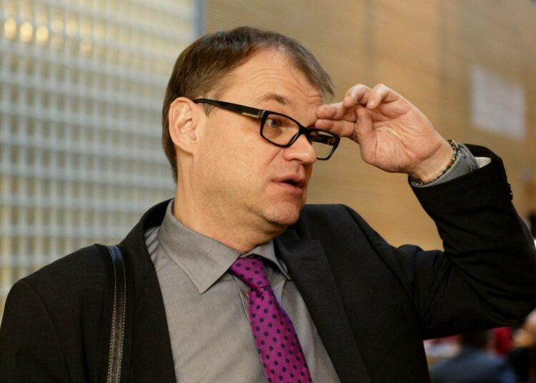 Pääministeri Juha Sipilän puheet katupartioista herättävät kummastusta.