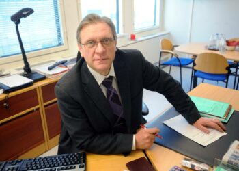 SAK:n järjestöjohtaja Matti Huutola näkee Suomen Yrittäjien avauksen kasvattavan vastakkainasettelua.