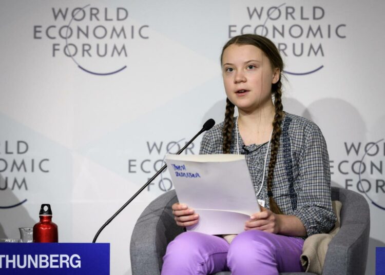 Greta Thunberg puhumassa Maailman talousfoorumissa Davosissa toissa viikolla.