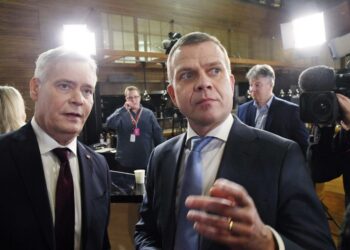 Antti Rinne ja Petteri Orpo mahtuvat samoihin hallitustunnusteluihin.