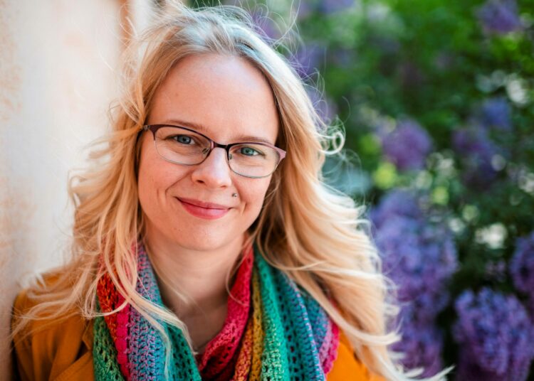 Laura meriluoto suree sosiaali- ja terveys järjestöjen alasajoa.