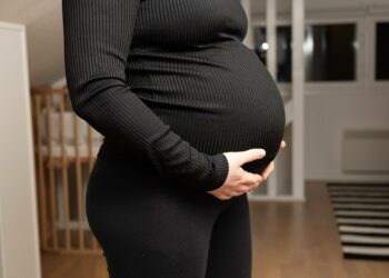 Jopa joka neljäs raskaana ollut on kokenut työsyrjintää raskautensaa vuoksi.