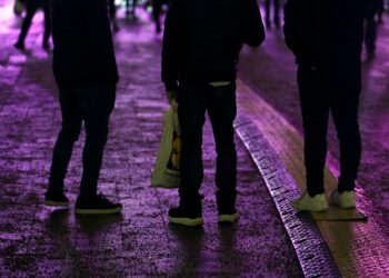 Suomalaiset nuoret kokevat paineita maailman tilanteesta ja mahdollisuuksista päästä töihin.