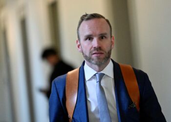 Liikunta-, urheilu- ja nuorisoministeri Mika Poutala.