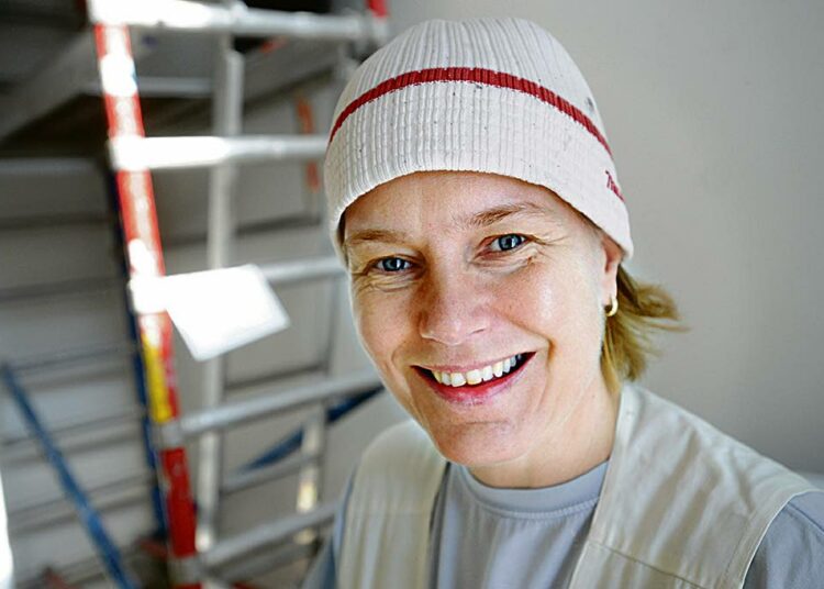 Helsingin maalarien puheenjohtaja Johanna Elonen.