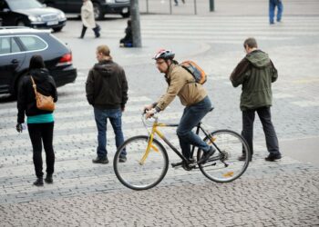 Polkupyöräilijöiden liikennekuolemat ovat vähentyneet selvästi viimeisen kymmenen vuoden aikana.