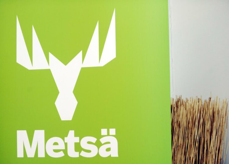 Puuliitto vaatii Metsä Groupilta irtisanomisten välttämistä.