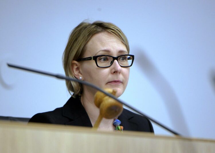 Eduskunnan puhemieheksi valittiin perussuomalaisten kansanedustaja Maria Lohela.
