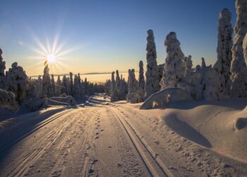 Suomi kinoksineen on turisteille eksoottinen kohde.