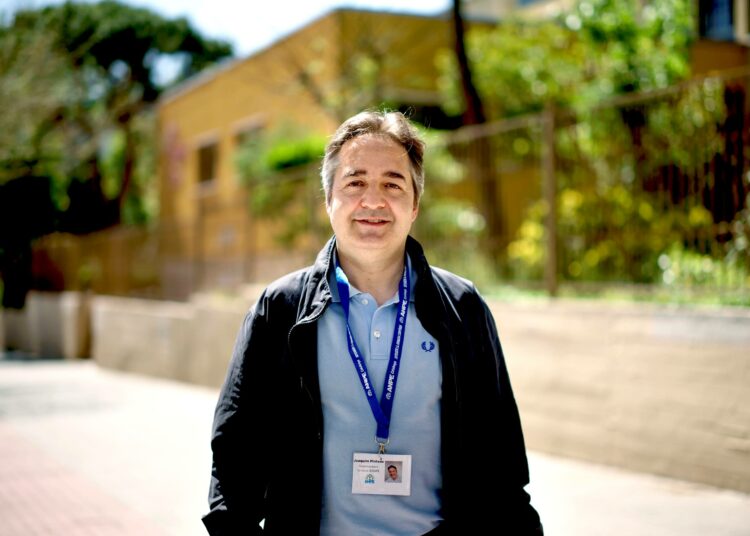 Opettajien ammattiyhdistyksen Katalonian-osaston puheenjohtaja Joaquim Pintado on huolissaan sosiaalisen median vaikutuksesta nuorten mielipiteisiin.