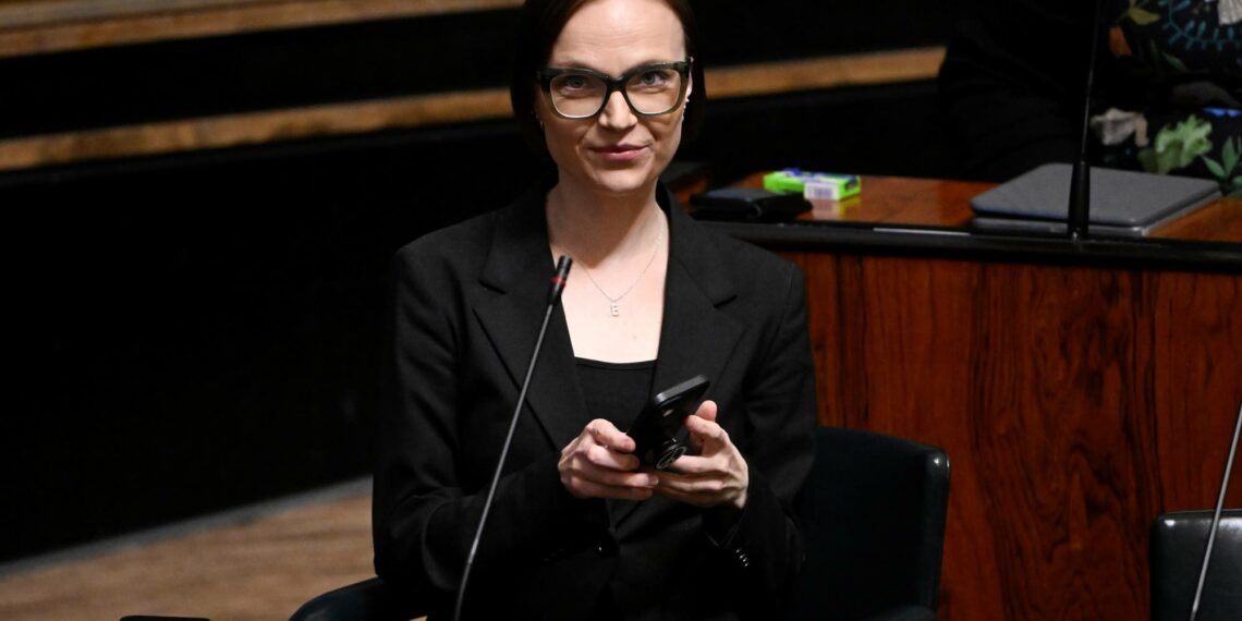 Vasemmistoliiton puheenjohtaja Minja Koskela.