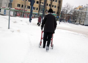 Väestön palvelutarpeet ovat jatkaneet kasvuaan, mikä on johtunut lähinnä väestön ikääntymisestä.