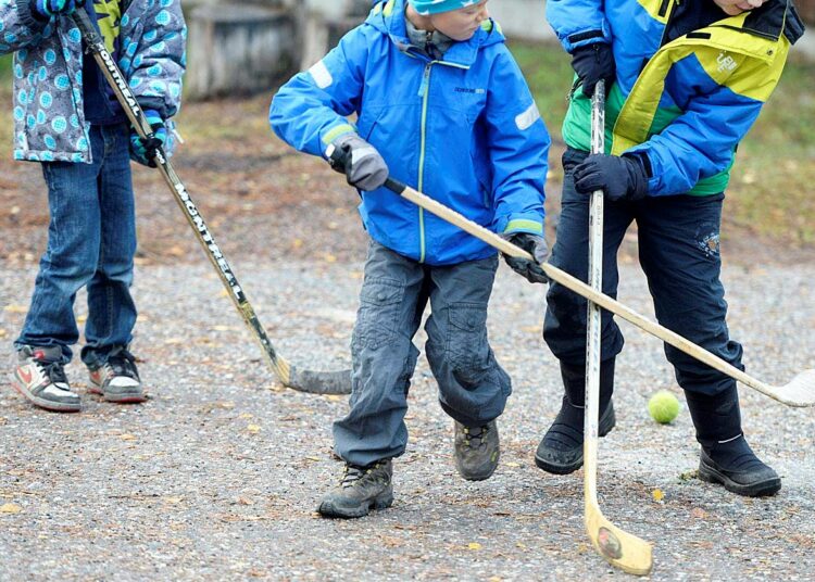 Liikkumisesta pitäisi tulla osa normaalia elämää pienestä pitäen muillakin kuin kilpailutoimintaan haluavilla.