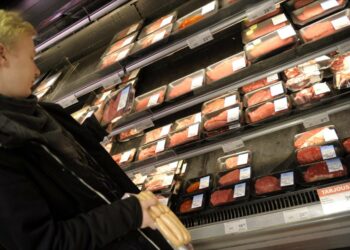 Kaupan osuus lihan hinnasta nousi 2,6 prosenttiyksikköä neljässä vuodessa.
