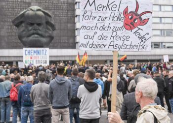 Karl Marxin patsas Chemnitzissä on saanut toimia taustana äärioikeiston mielenosoituksille.