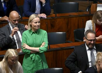Viestinnän tehostaminen ei saanut perussuomalaisten kannatusta kasvuun.