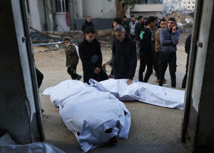 Useita ihmisiä kuoli Israelin Gaza cityyn tekemässä ilmaiskussa 13. joulukuuta, yli kaksi kuukautta tulitauon alkamisen jälkeen.