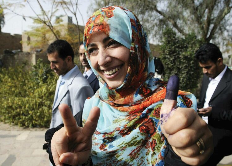 Jemenin demokratialiikkeen mielenosoituksia organisoimassa ollut Tawakkol Karman äänesti Jemenin presidentinvaalissa tiistaina. Karmanille myönnettiin joulukuussa Nobelin rauhanpalkinto väkivallattomasta työstään naisten oikeuksien puolesta.