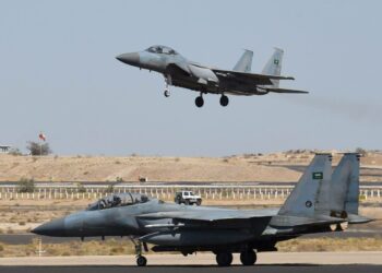 Saudi-Arabian taistelukoneita Khamis Mushaytin tukikohdassa.
