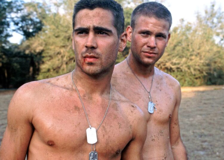 Sotamiehet Roland Bozz (Colin Farrell) ja Jim Paxton (Matthew Davis) elokuvassa Tigerland.