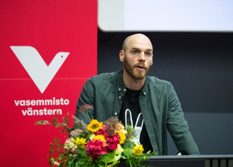Timo Furuholm.