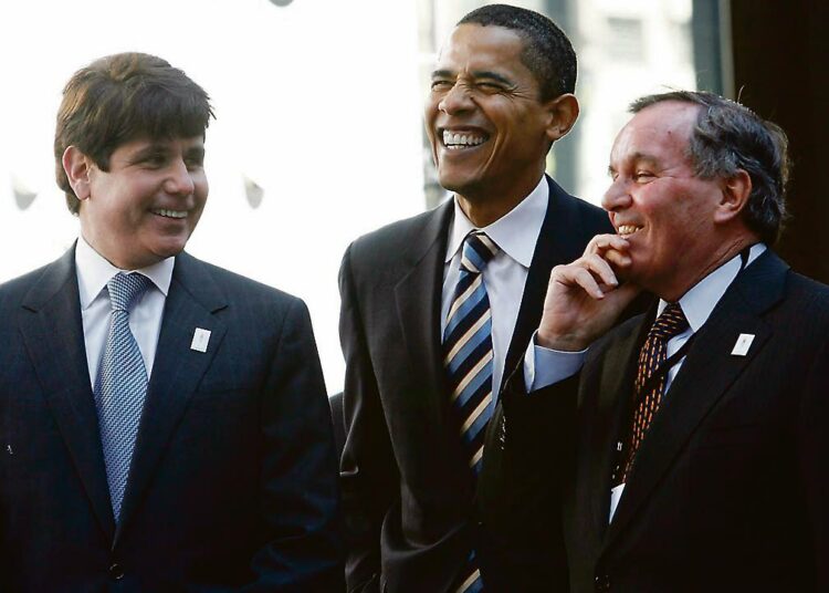 Illinoisin kuvernööri Rod Blagojevich, tuleva presidentti Barack Obama ja Chicagon pormestari Richard Daley huhtikuussa 2007 otetussa kuvassa.