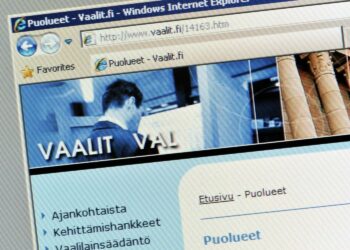 Oikeusministeriön teettämän selvityksen mukaan valtio voisi tukea vaalien ehdokkaiden näkyvyyttä muun muassa julkistamalla ehdokasesittelyt www.vaalit.fi-sivustollaan.
