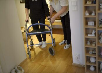 Kaikkien helsinkiläisten omaishoitajien tuet tarkistetaan vuoden 2017 aikana.