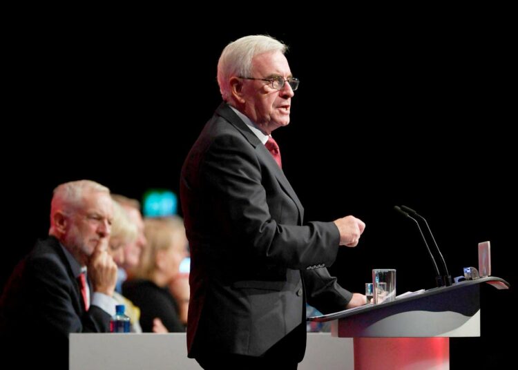 John McDonnell on Britannian työväenpuolueen asettaman varjohallituksen valtiovarainministeri.