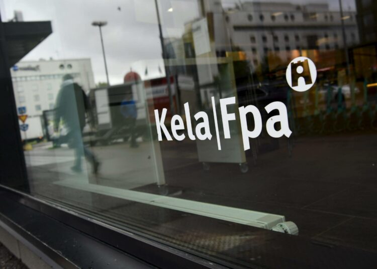 Esimerkiksi Pienituloisten lapsiperheiden tukiin on tulossa väliaikaisia korotuksia.